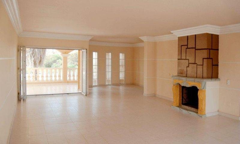 LUXUSVILLA MIT PRIVATEM PIER IN LA MANGA - nur wenige Meter vom Strand entfernt!
 
Zwischen zwei Meeren, dem Mar Menor und dem Mittelmeer