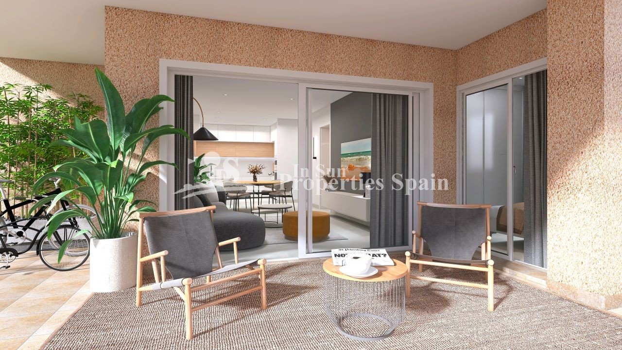 FANTASTISCHER NEUBAU IN EL RASO, GUARDAMAR DEL SEGURA - SONDERANGEBOT - MÖBELPAKET AB 24. JUNI, JULI UND AUGUST 2025
Dieses moderne Stil