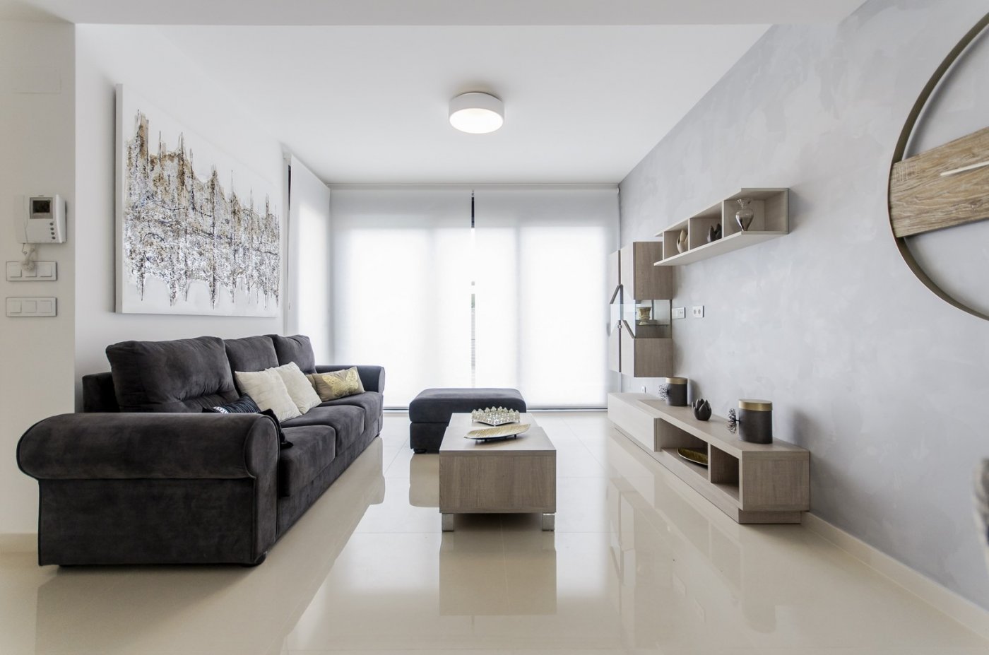 NEUBAU VON VILLEN IN SAN MIGUEL DE SALINAS
 
 Neubau Villen mit 4 Schlafzimmern und 3 Bädern, offene Küche mit Wohn-Esszimmer.
 
 Alle Vi