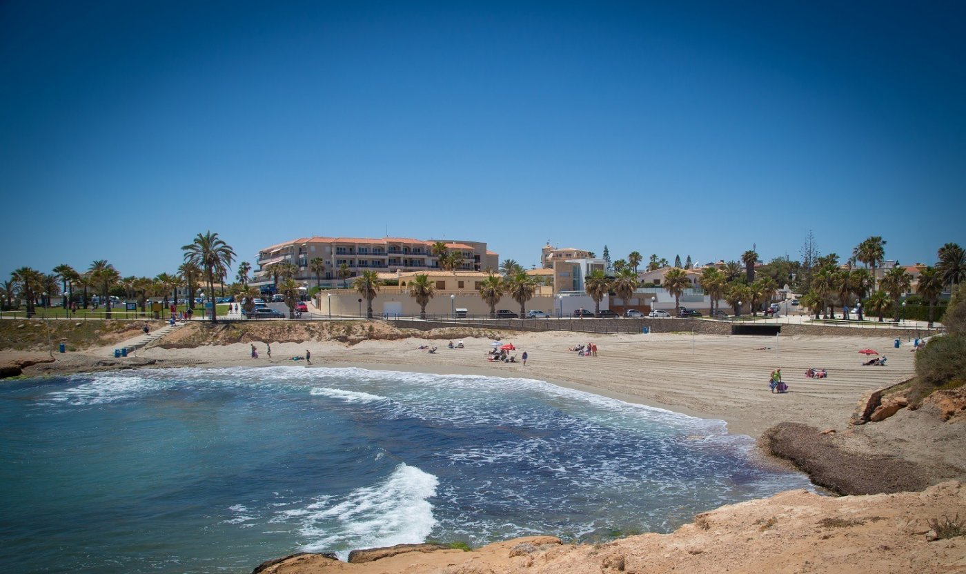 NEU GEBAUTE LUXUSVILLA IN CAMPOAMOR
Neubau Villa mit dem exklusivsten Design in Campoamor nur 250m vom Strand entfernt.
Villa bauen übe