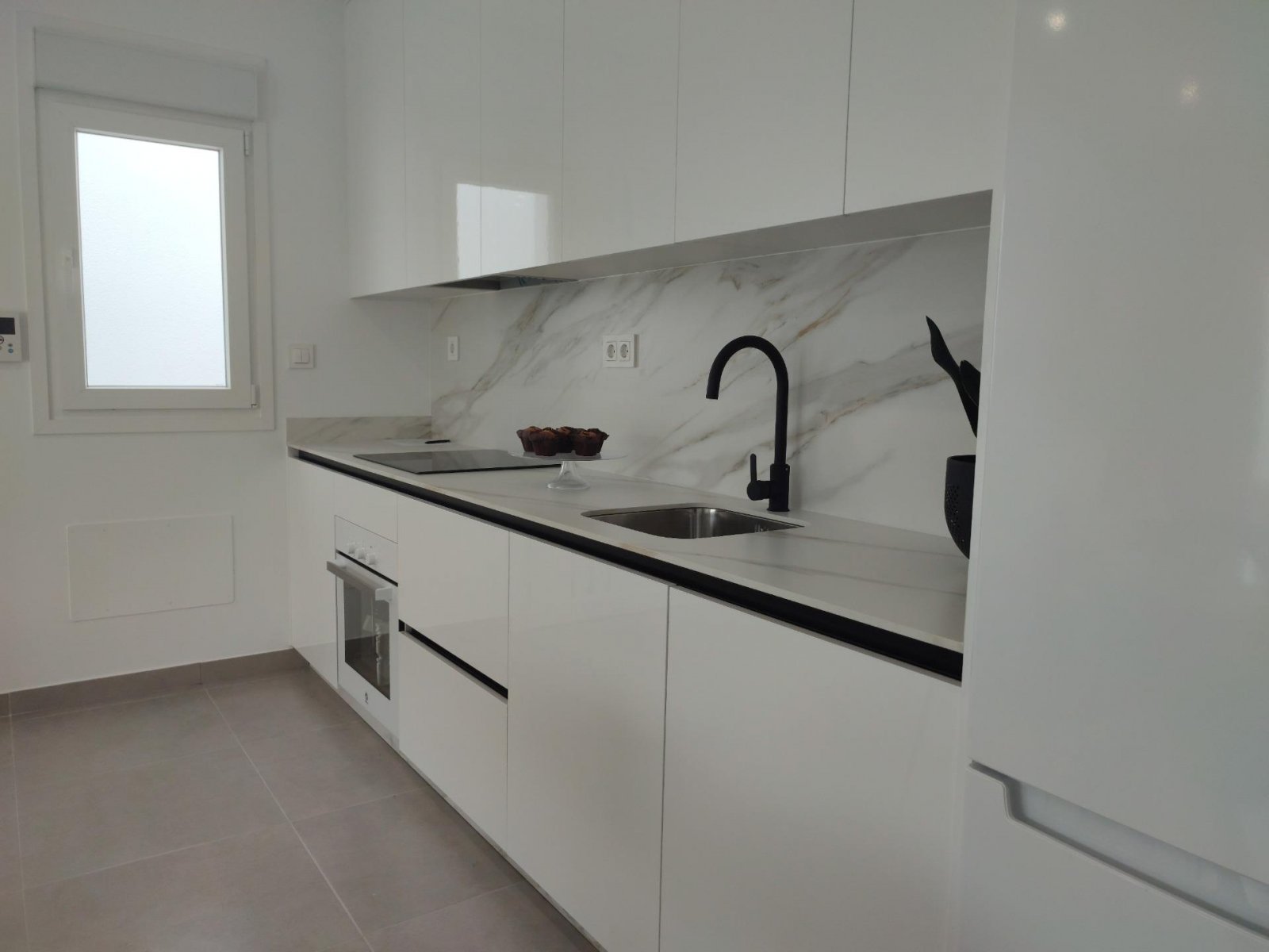NEU GEBAUTE EINSTÖCKIGE VILLEN IN BALSICAS, MURCIA
 Neubau Wohnanlage verfügt über 6 einstöckige freistehende Villen, mit Terrassenberei