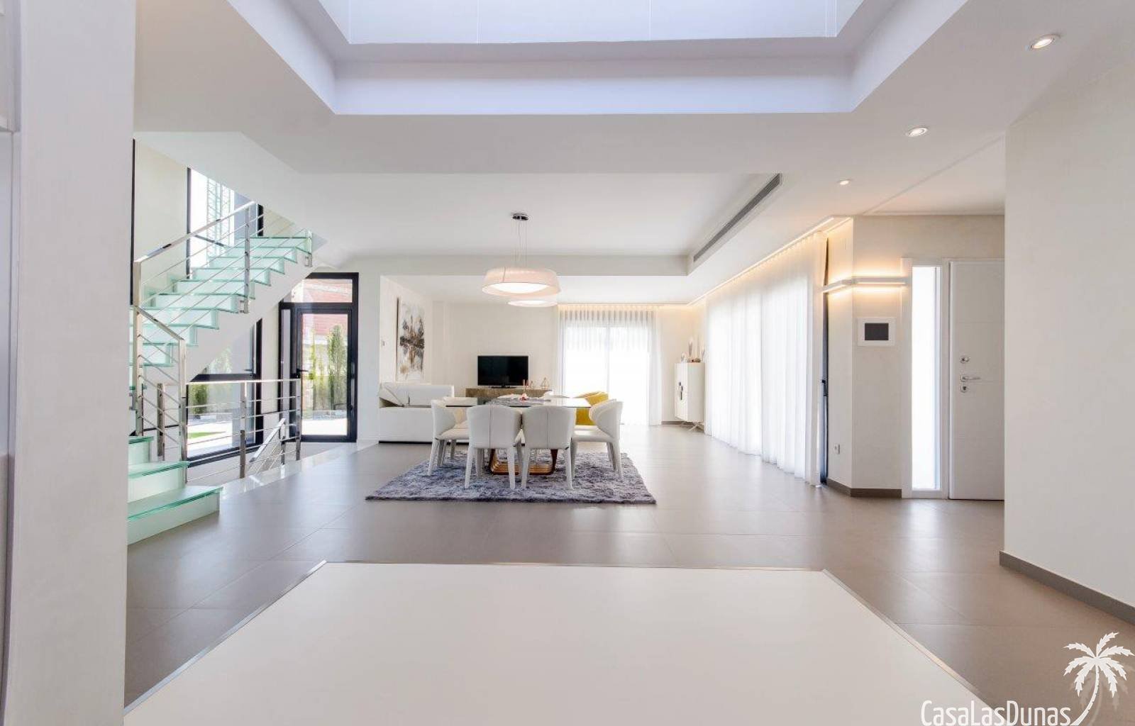 Eine Traumvilla in Traumlage! So viel Platz drinnen und draußen wird Sie überraschen. In diesem exklusiven Wohnprojekt mit großen, strandnahen Grunds