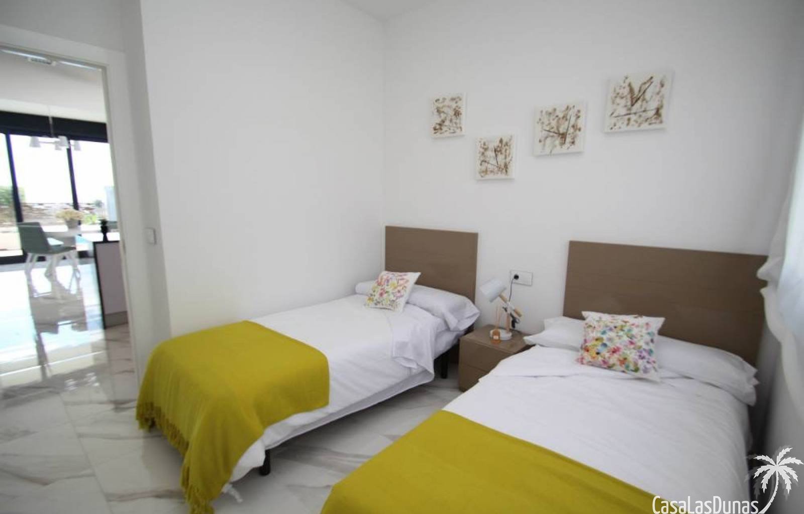 Sie können aus 5 verschiedenen Modellen in diesem exklusiven Wohnprojekt mit großen Grundstücken in Strandnähe und mit Meerblick wählen. Diese Villa