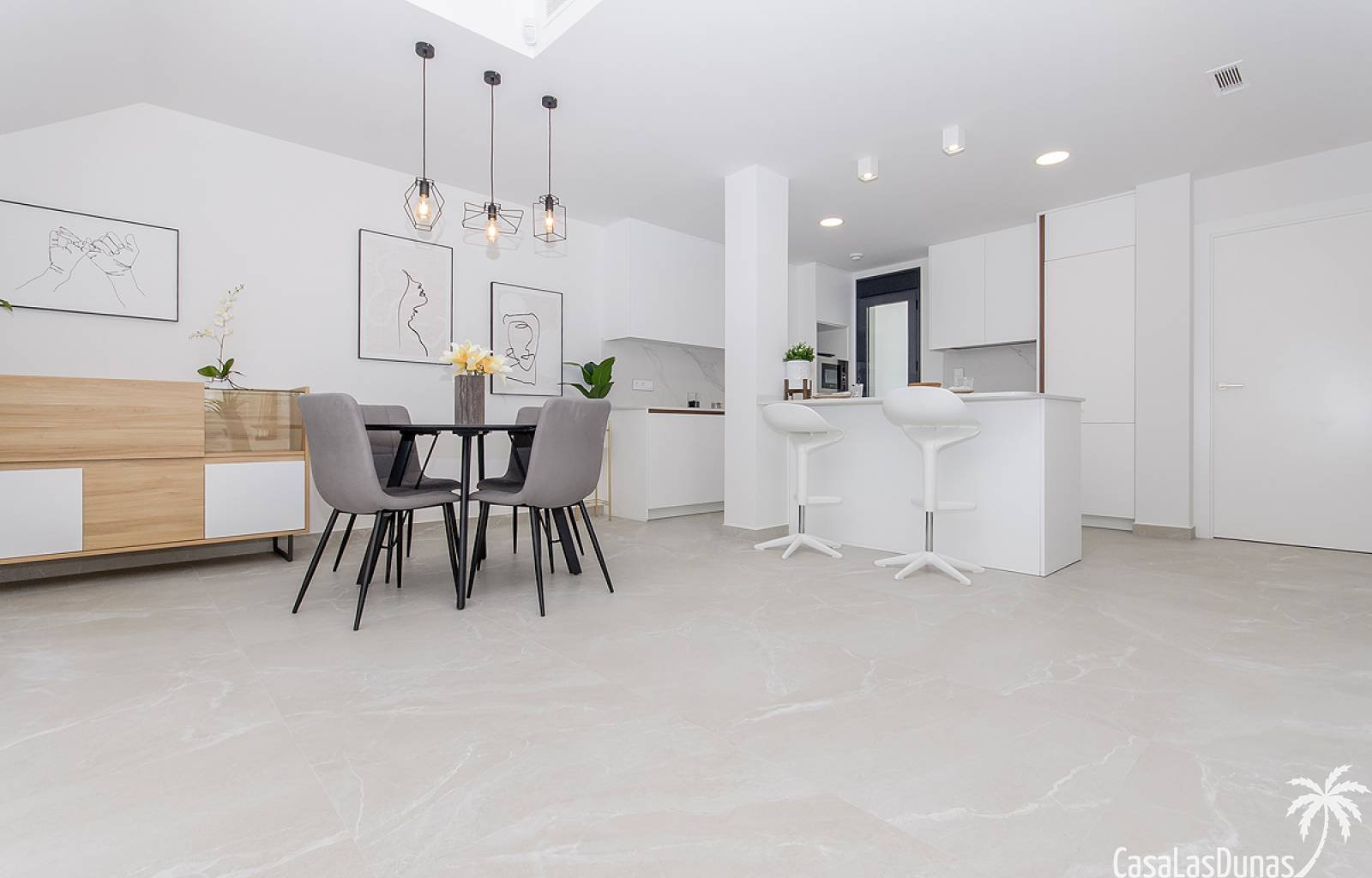 Diese neue Residenz der Phase III hat ein modernes Aussehen und wird aus insgesamt 12 Luxusapartments bestehen. Die Erdgeschosswohnungen verfügen übe