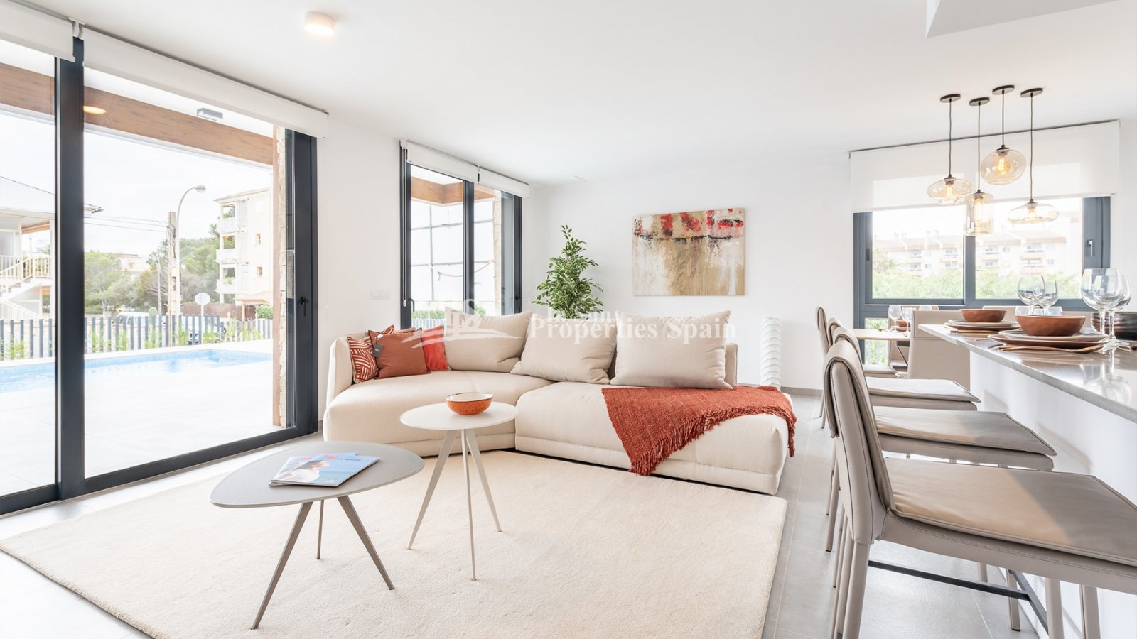 Luz de Cala Ratjada ist eine Wohnanlage mit insgesamt 26 Einheiten, die aus Villen und Apartments bestehen, mit schöner Gartenanlage und