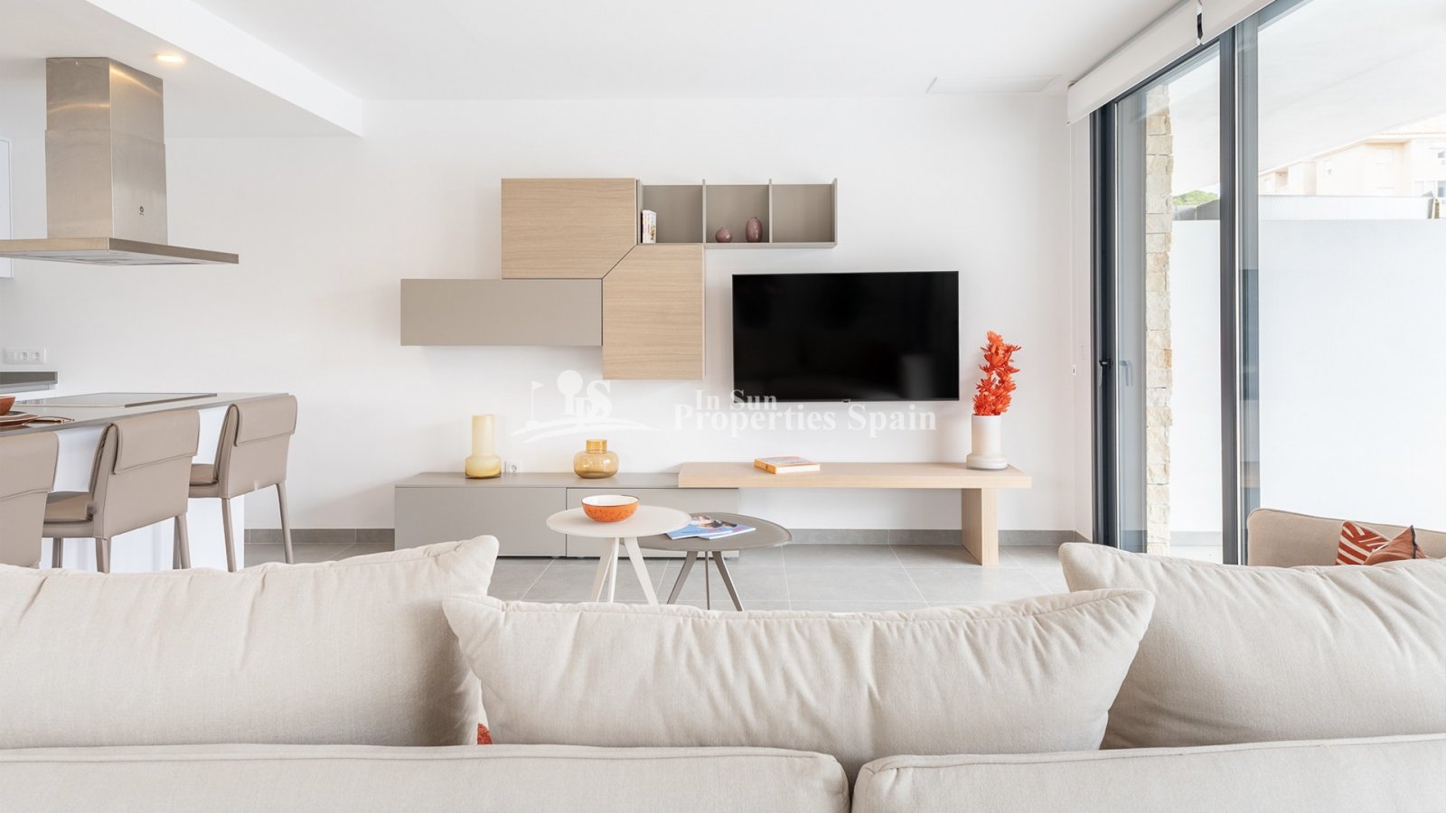 Luz de Cala Ratjada ist eine Wohnanlage mit insgesamt 26 Einheiten, die aus Villen und Apartments bestehen, mit schöner Gartenanlage und
