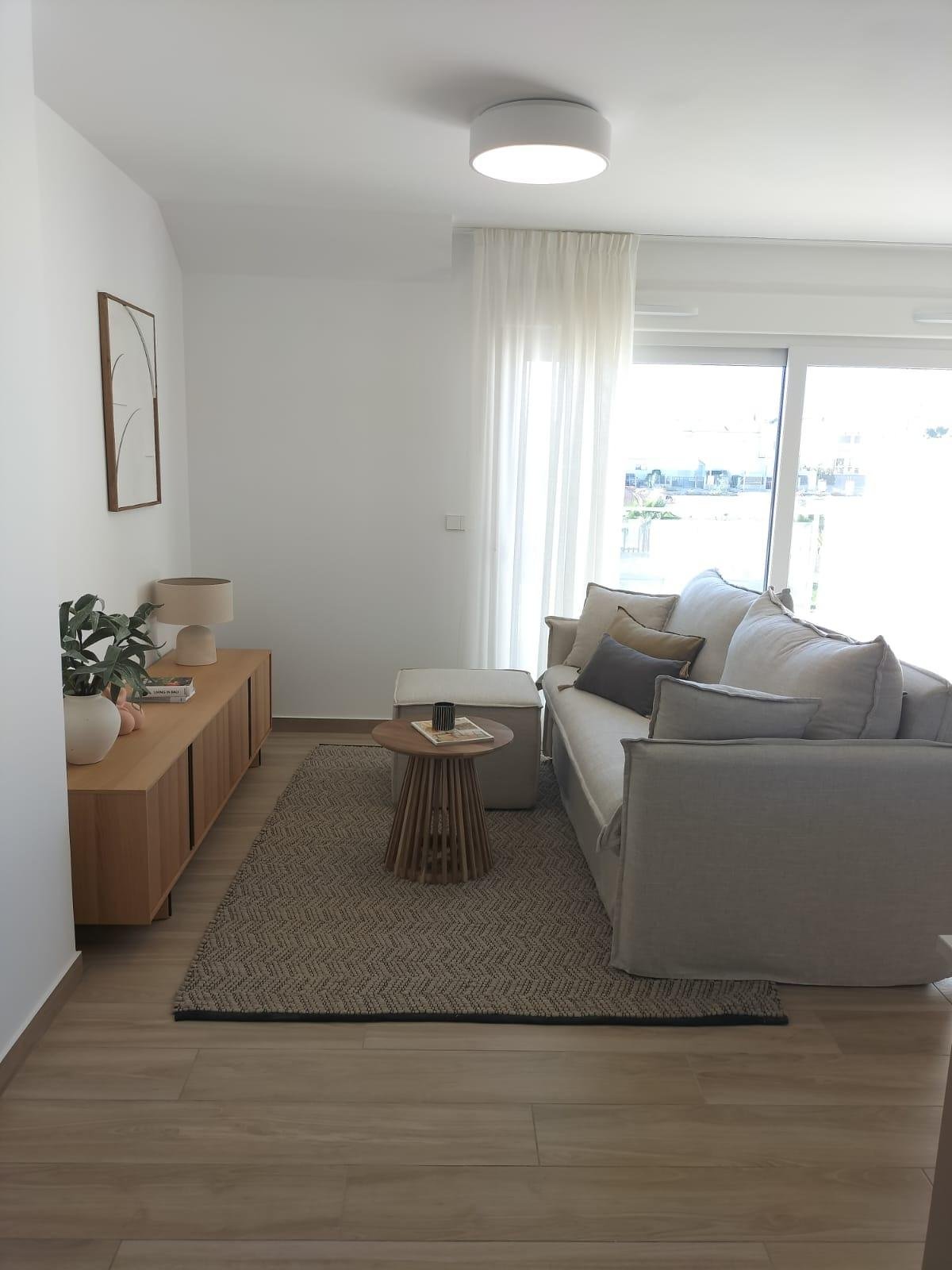 NEUBAU VON BUNGALOWWOHNUNGEN IN VISTABELLA
Neubau von Bungalow-Wohnungen in modernem Design in Vistabella.
Moderne Bungalows mit 2 und