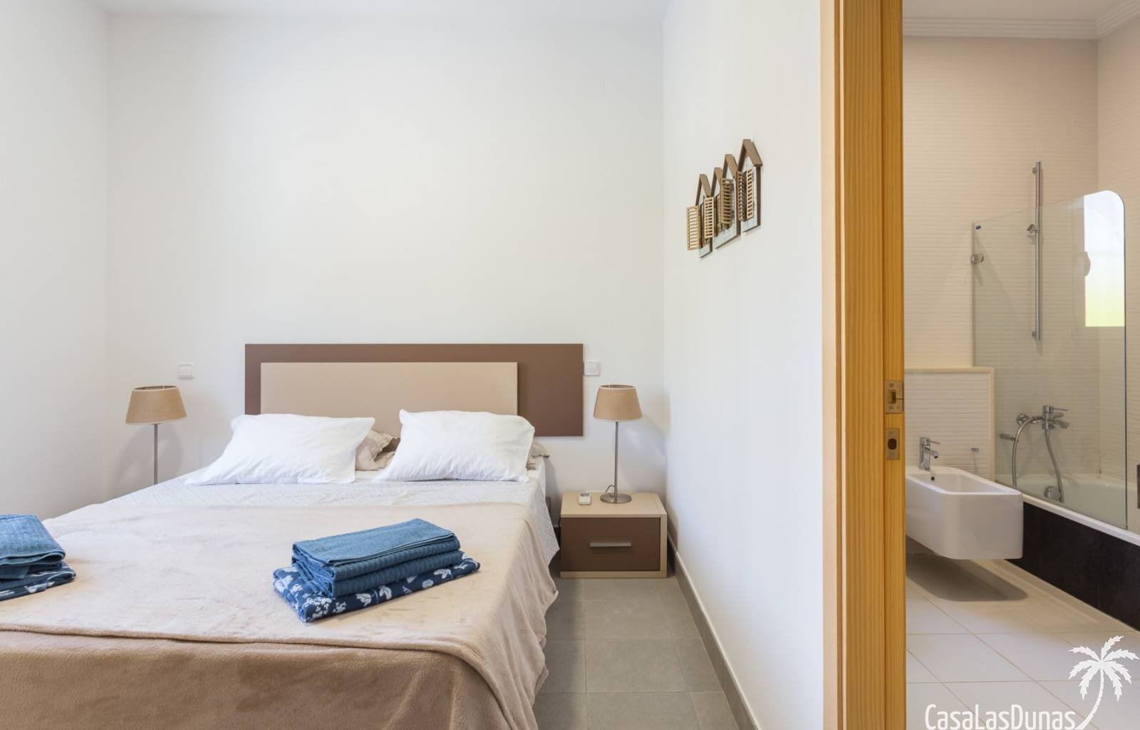 Diese wunderschöne Villa liegt auf der Südseite des Berges La Sella und ist ideal für diejenigen, die einen erholsamen und ruhigen Urlaub verbringen