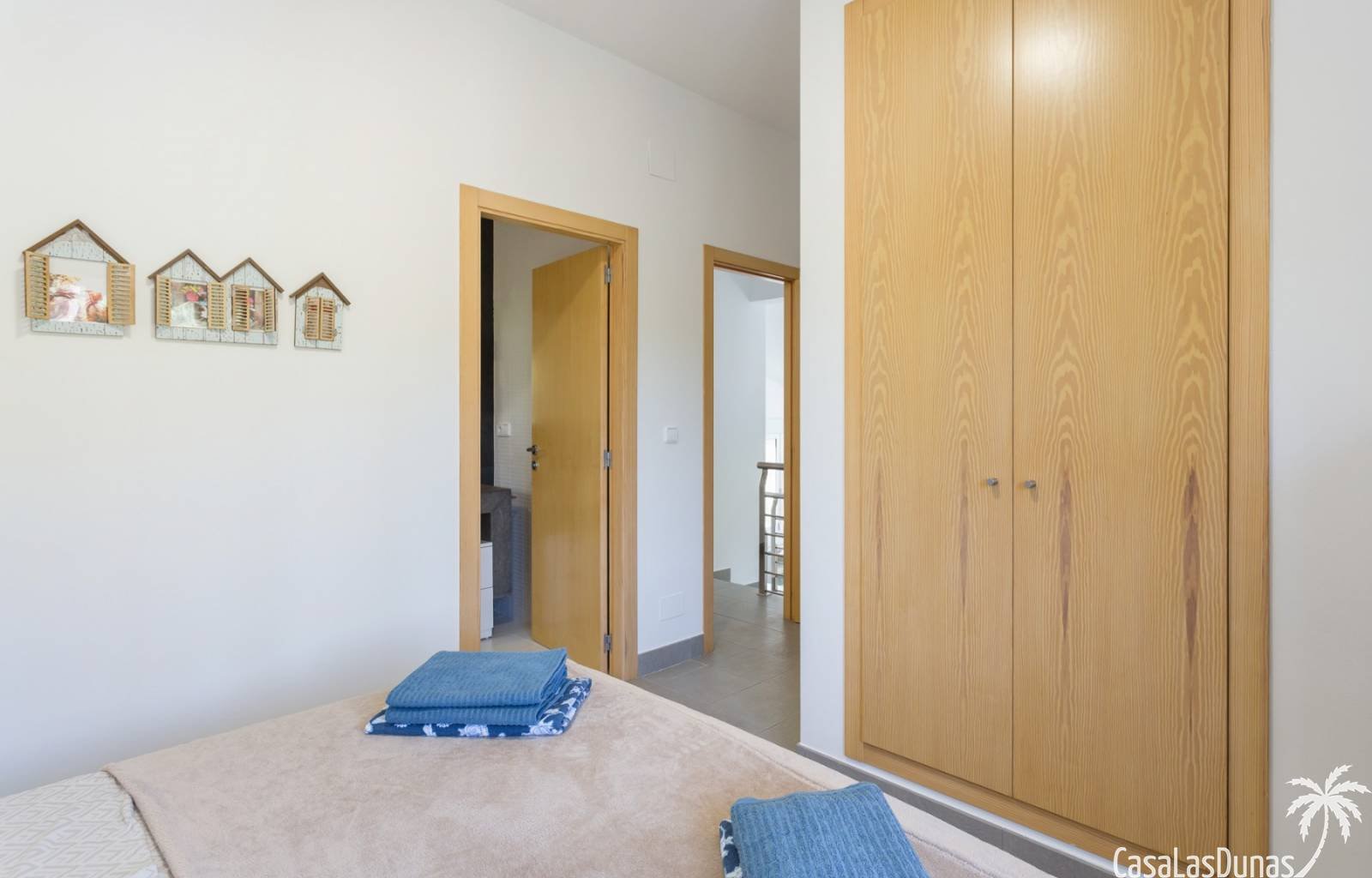 Diese wunderschöne Villa liegt auf der Südseite des Berges La Sella und ist ideal für diejenigen, die einen erholsamen und ruhigen Urlaub verbringen