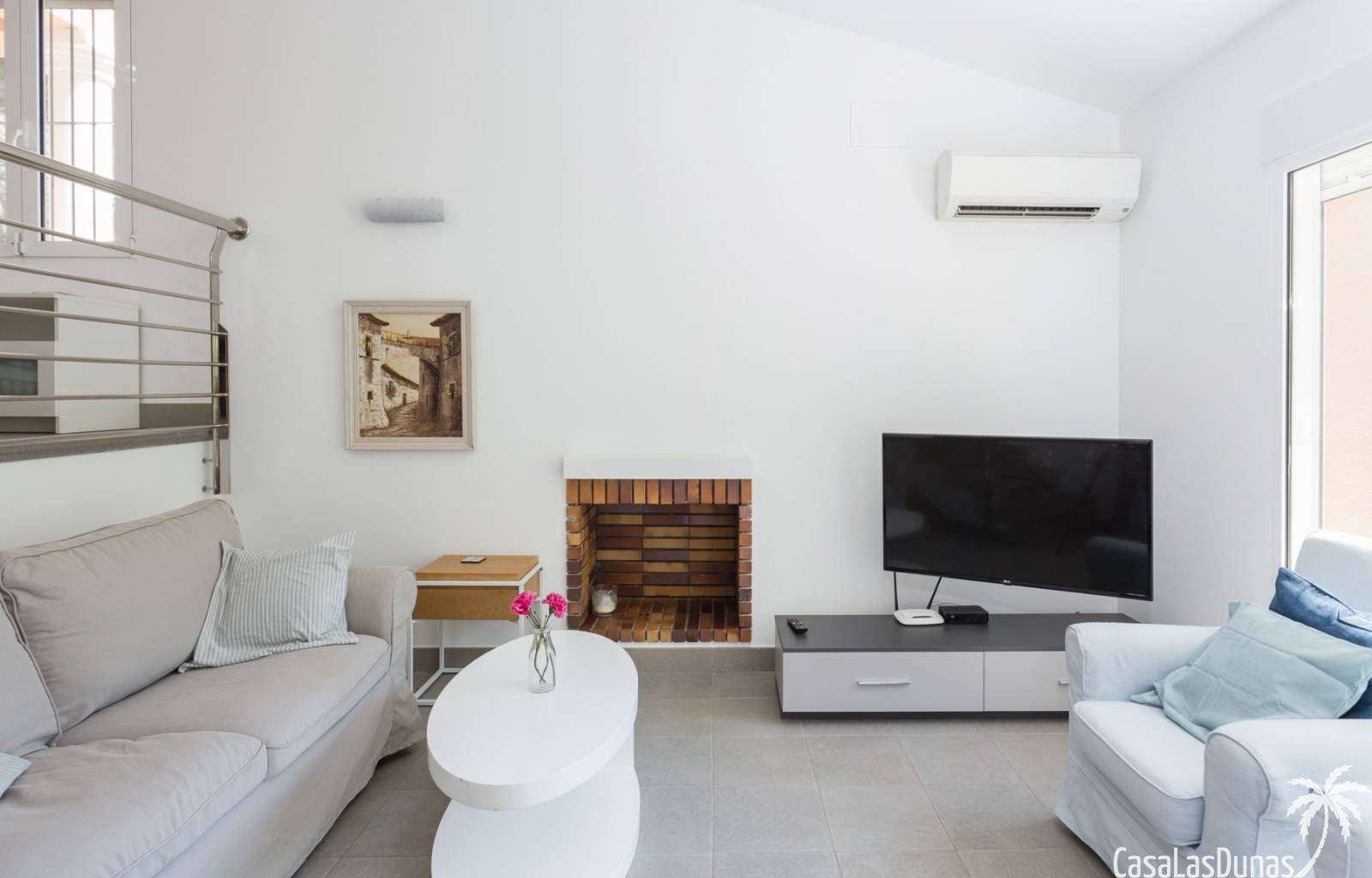 Diese wunderschöne Villa liegt auf der Südseite des Berges La Sella und ist ideal für diejenigen, die einen erholsamen und ruhigen Urlaub verbringen