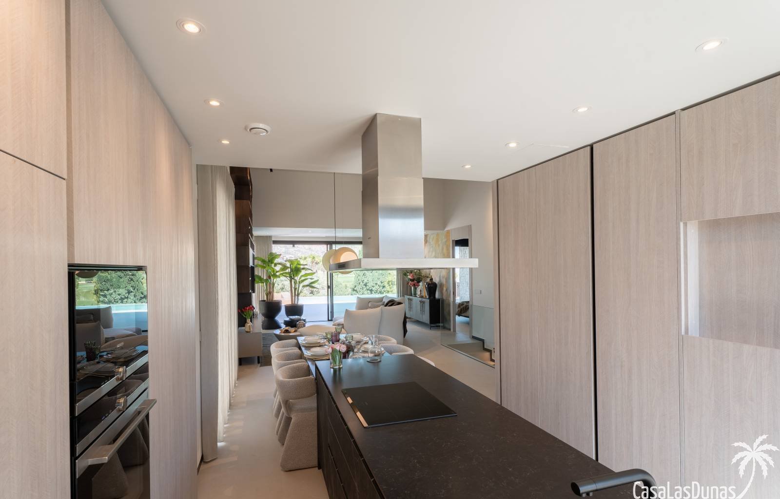 Diese exklusiven Villen sind ein wahrer Traum für Golfliebhaber. Diese luxuriösen Einfamilienhäuser verfügen über 3 Schlafzimmer und 3 Badezimmer und