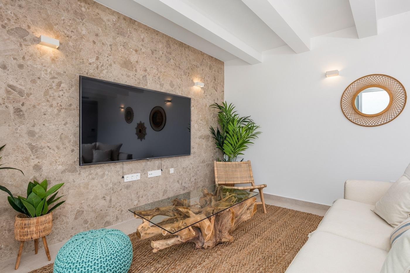 NEU GEBAUTE VILLEN IN LOS ALCAZARES Neubau-Villen in Los Alcazares . Ibiza-Stil New Build Villen auf einem unabhängigen Grundstück mit Te