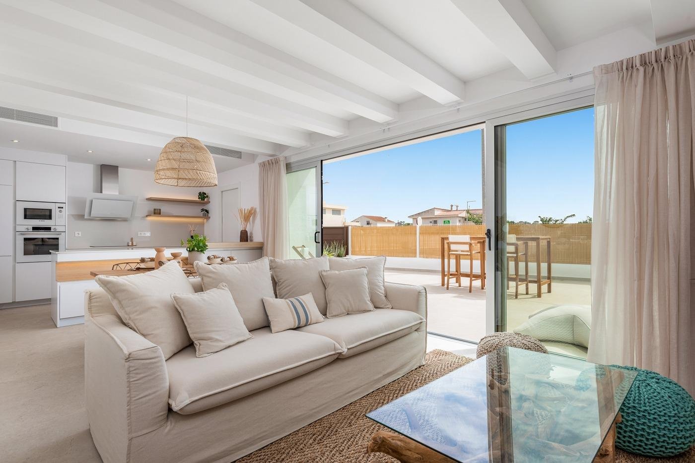 NEU GEBAUTE VILLEN IN LOS ALCAZARES Neubau-Villen in Los Alcazares . Ibiza-Stil New Build Villen auf einem unabhängigen Grundstück mit Te