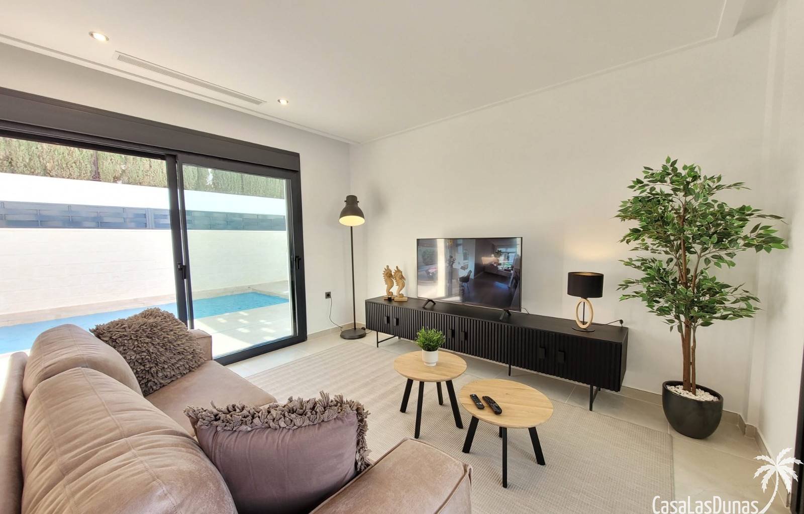 Casa Tortuga ist das ideale Ziel für einen unbeschwerten Urlaub in der sonnigen Stadt Ciudad Quesada, Rojales. Diese moderne und geschmackvoll einger