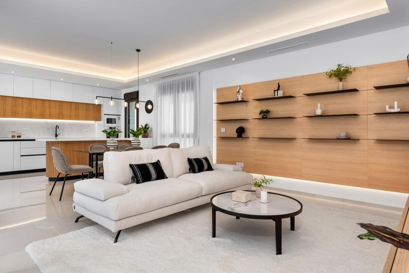 Moderne mediterrane Villa in Ciudad Quesada, Costa Blanca
Zeitgenössisches Design und mediterraner Charme
Entdecken Sie diese atemberaub