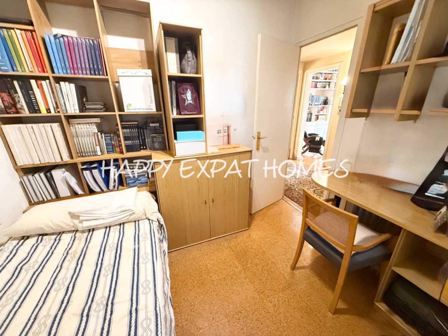 Wir freuen uns, Ihnen dieses fantastische 67 m² große Zuhause präsentieren zu dürfen, das durch seine Helligkeit in jedem Raum besticht und somit eine