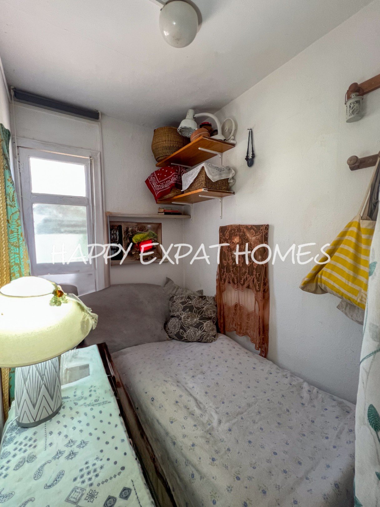 Für ein Paar oder eine alleinstehende Person, die das Leben in der Natur liebt und auf der Suche nach einem ganz besonderen und gemütlichen Ort ist, i