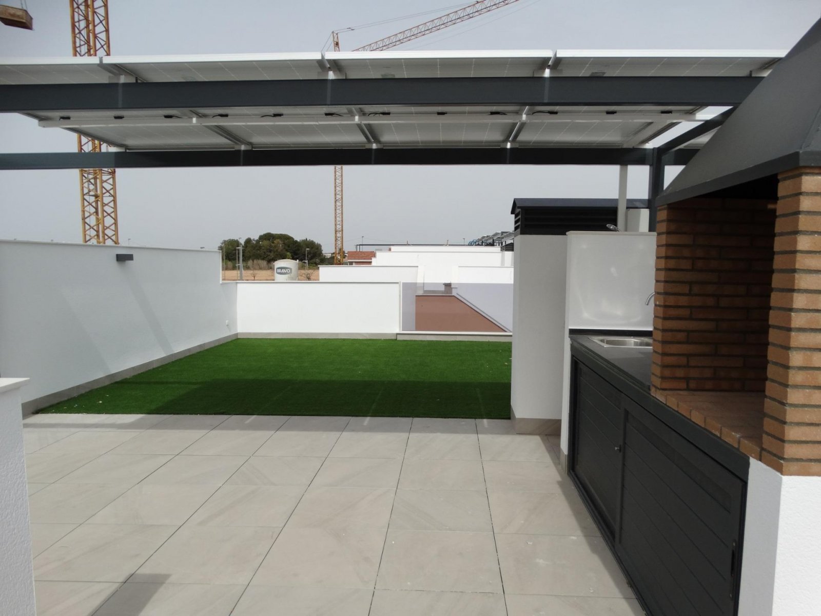 Neubau-Bungalows mit Solarium oder Garten in Pilar de la Horadada
Moderne Wohnanlage an der Costa Blanca Süd
In der charmanten Gemeinde