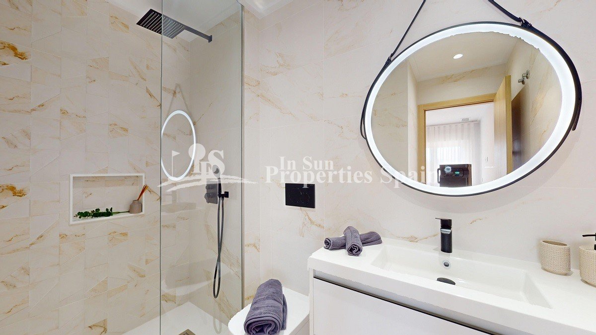 Exklusive neue Wohnanlage in Pilar de la Horadada, Costa Blanca - nur 2 km vom Strand entfernt! 
Entdecken Sie diese neue Wohnanlage in