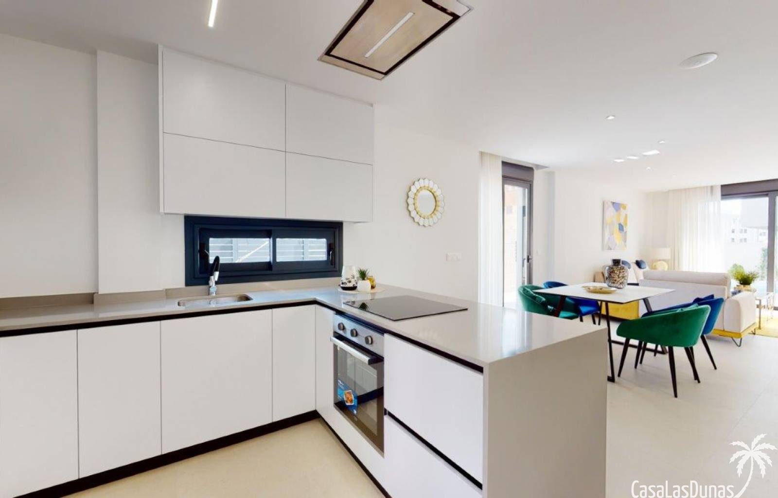 Wunderschönes Neubauprojekt mit 8 Doppelhaushälften. Die Villen sind auf einem großzügigen Grundstück gebaut. Alle Villen verfügen über 4 Schlafzimme