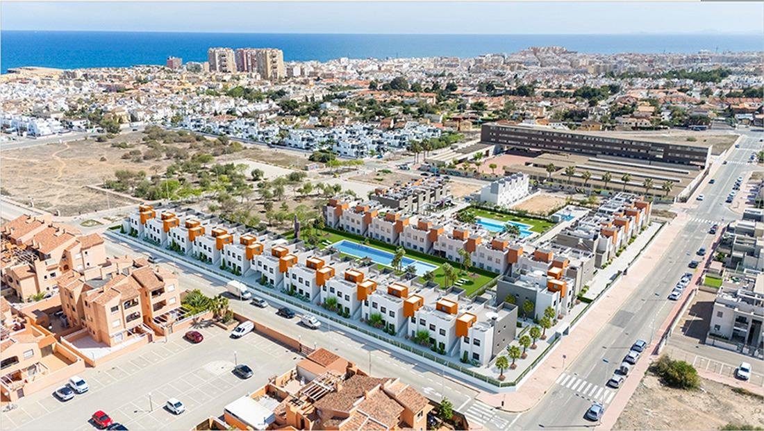 Neue Wohnsiedlung in Torrevieja, nur 1 km vom Meer entfernt
Moderne Wohnungen mit 2 und 3 Schlafzimmern
Diese neue Wohnanlage befindet