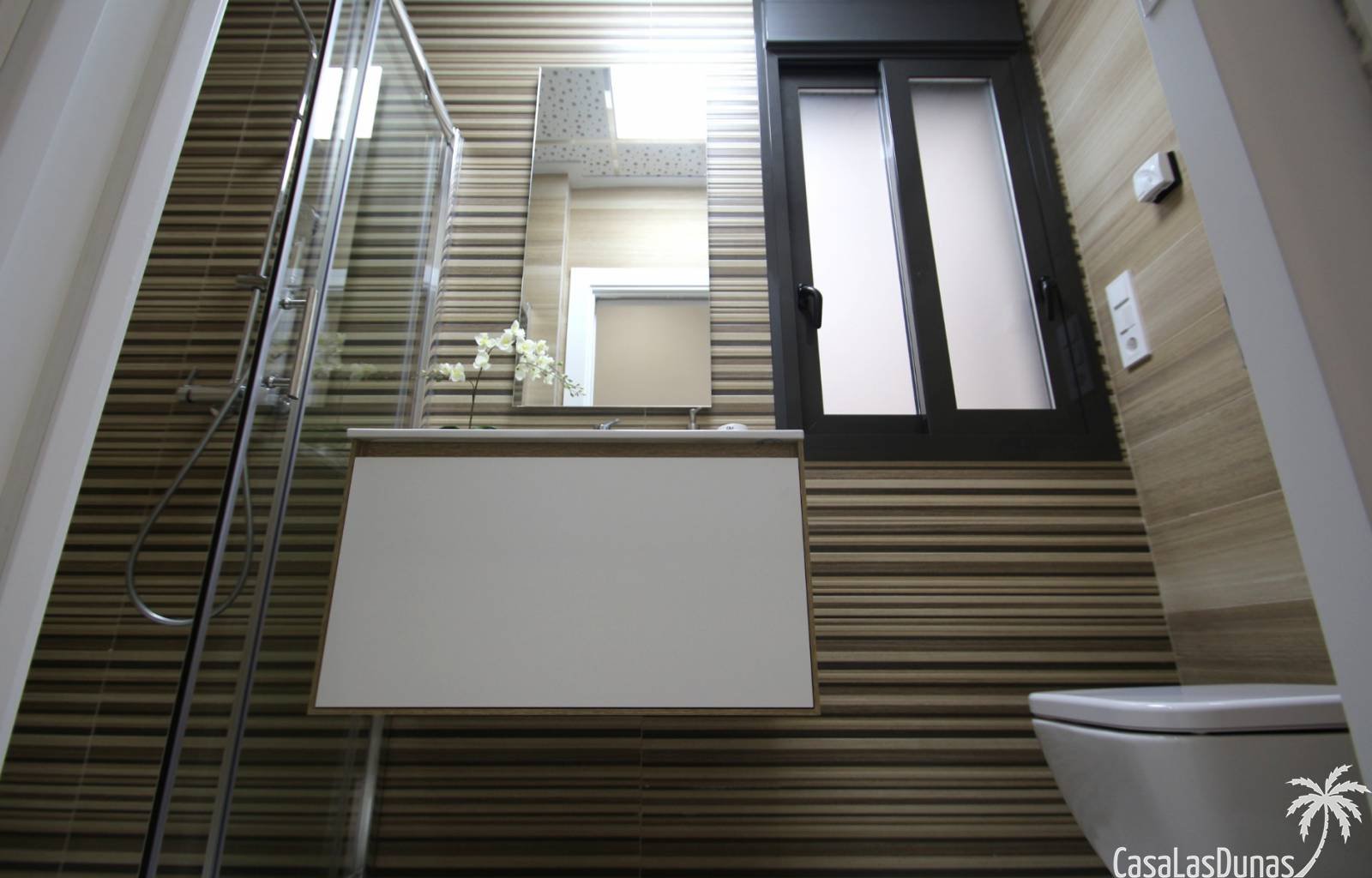 Einmalige Gelegenheit, nur 600 Meter vom Strand und dem Zentrum entfernt: Penthouse mit 1 Schlafzimmer. Wird es Ihr eigenes Luxus-Loft sein? Ideal fü