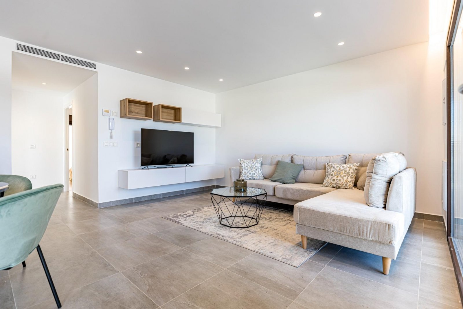 NEUBAU EINER WOHNANLAGE MIT BUNGALOWWOHNUNGEN IN PILAR DE LA HORADADA
Neubau einer exklusiven Wohnanlage mit 22 hochwertigen Bungalowwoh