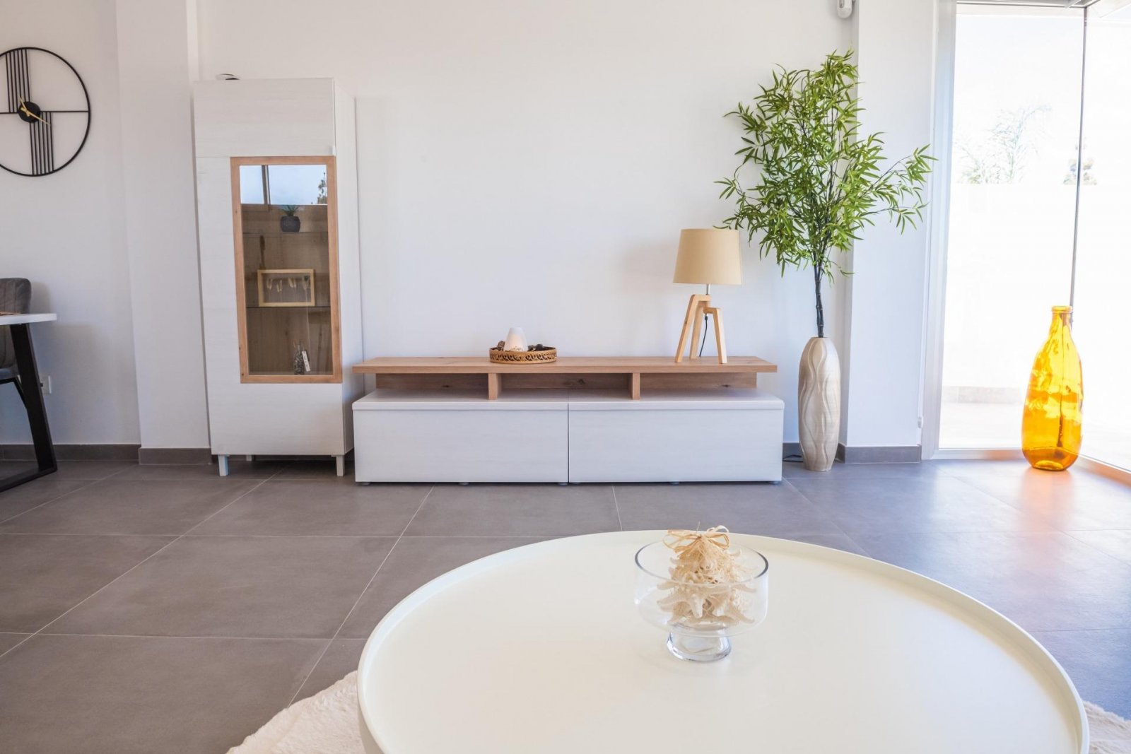 NEU GEBAUTE VILLEN IN LOS ALCAZARES - weniger als 1 km zum Strand!
Neubau Villen in Los Alcazares.
Schöne Villen haben 3 Schlafzimmer u