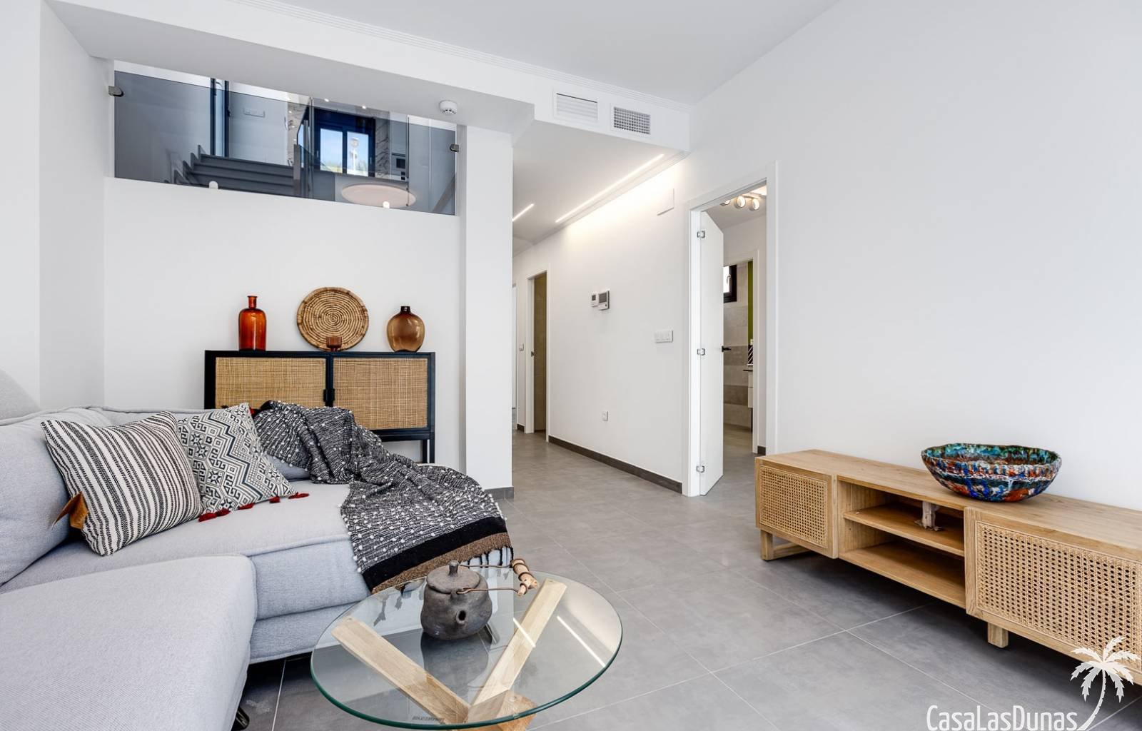 Im besten Teil der Stadt Torrevieja; In La Mata gibt es zwei Luxusvillen mit 4 Schlafzimmern und 3 Bädern. Natürlich ausgestattet mit einem privaten