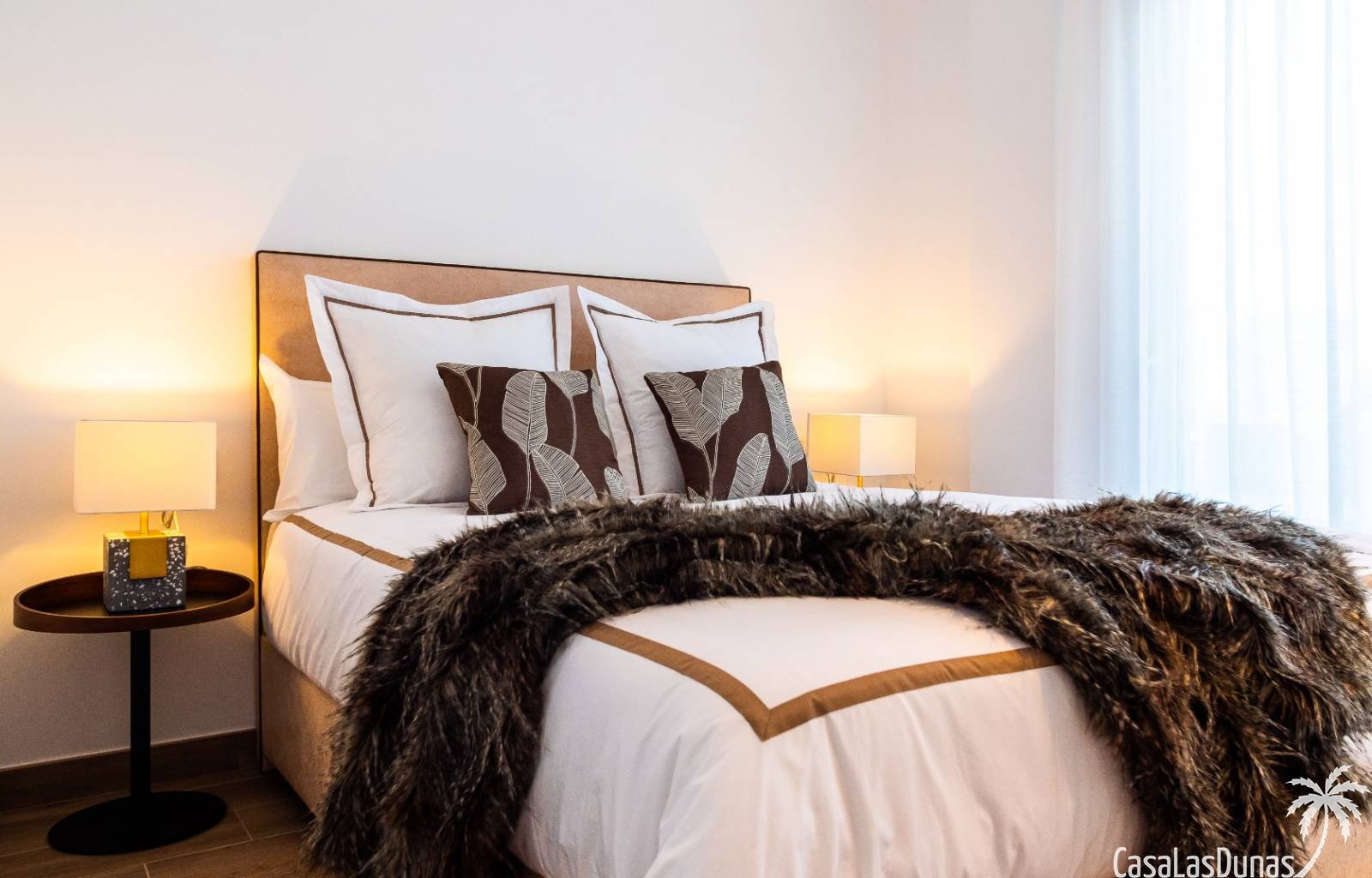  Schöne moderne Villa in Polop an der Costa Blanca Nord mit 3 Schlafzimmern und 2 Badezimmern, 1 davon en suite. Diese einstöckige Villa verfügt über 