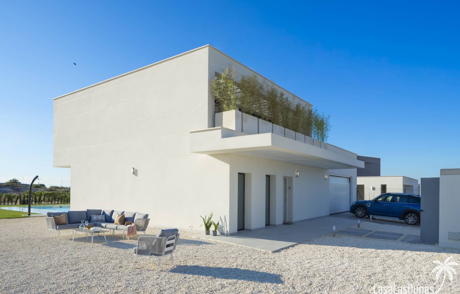 Diese wunderschöne Villa wird im Altaona Golf Resort in Murcia gebaut. Die Villa bietet einen fantastischen Blick über den Golfplatz und ist mit eine