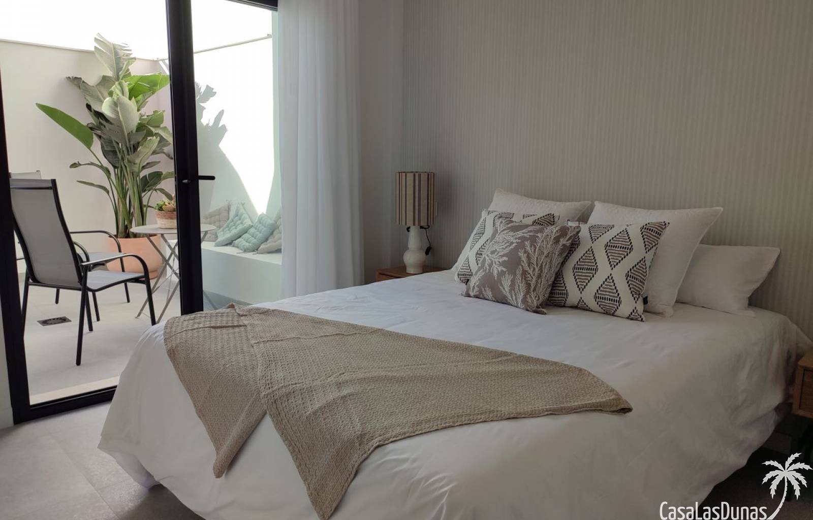 In dieser charmanten Küstenstadt Pilar de la Horadada, dem südlichsten Punkt der Costa Blanca, entsteht dieses moderne und luxuriöse Resort. Diese A