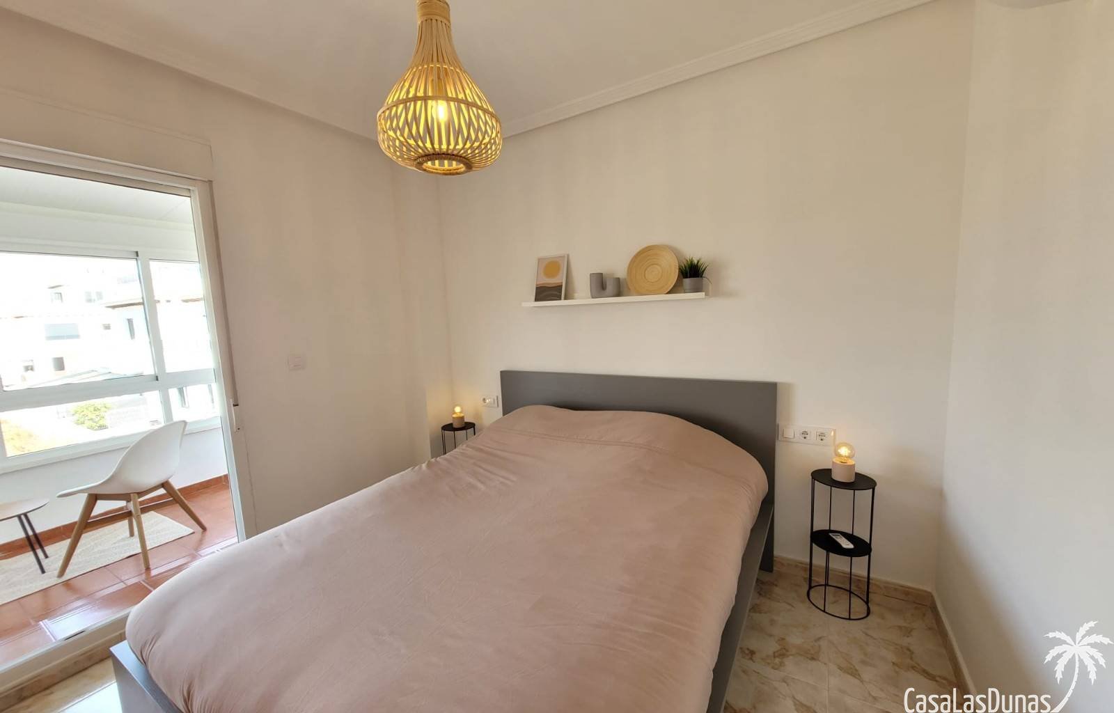 Zu vermieten: Wunderschönes Ferienhaus Casa Mare nur 400 Meter vom Strand entfernt
 Willkommen im Casa Mare – Ihrem Traumhaus in La Marina, El Pinet!