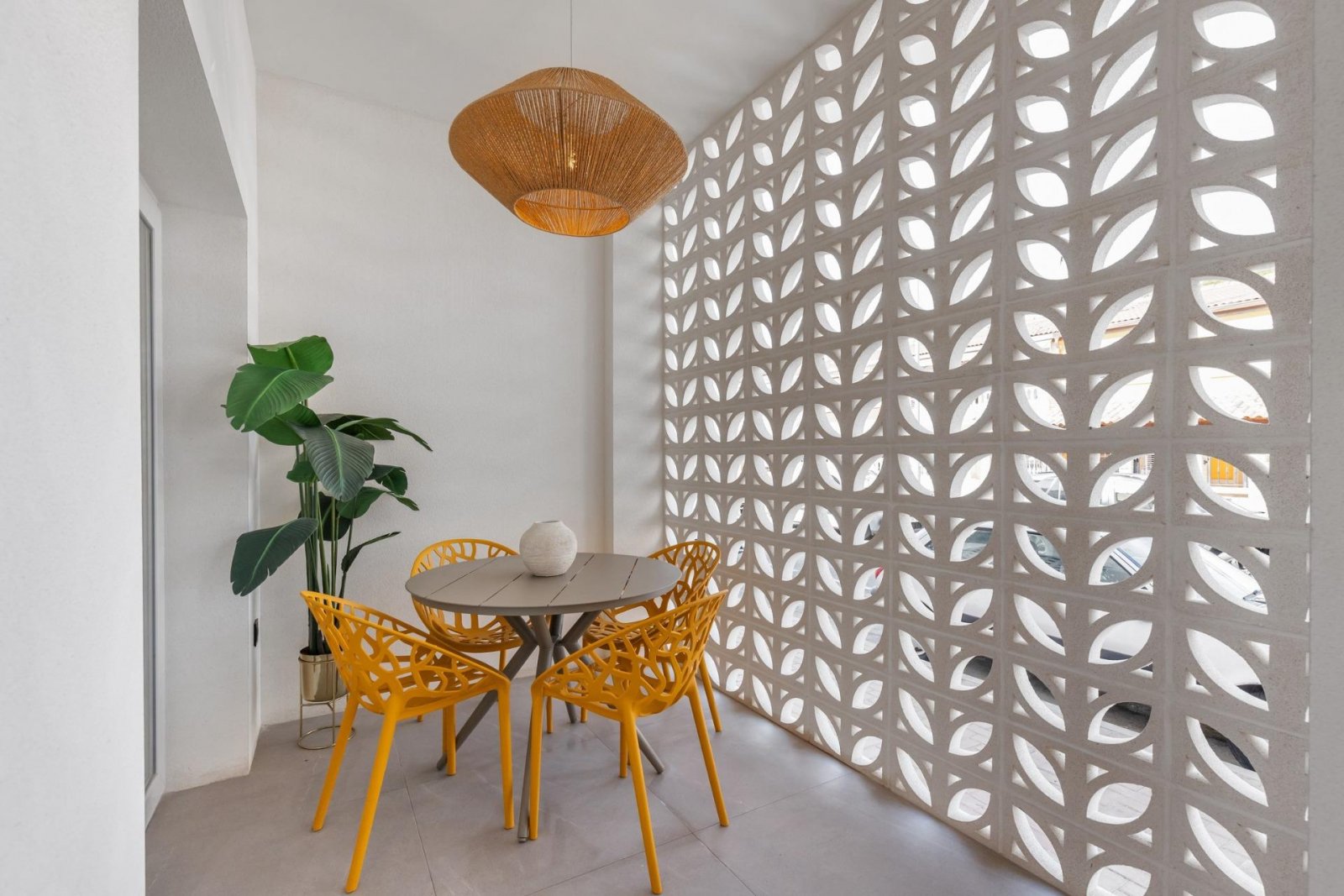 Moderne Neubauwohnungen nur 150 m vom Meer entfernt in Torrevieja
Exklusive Boutique-Wohnanlage am Strand
Diese neue Wohnanlage umfasst