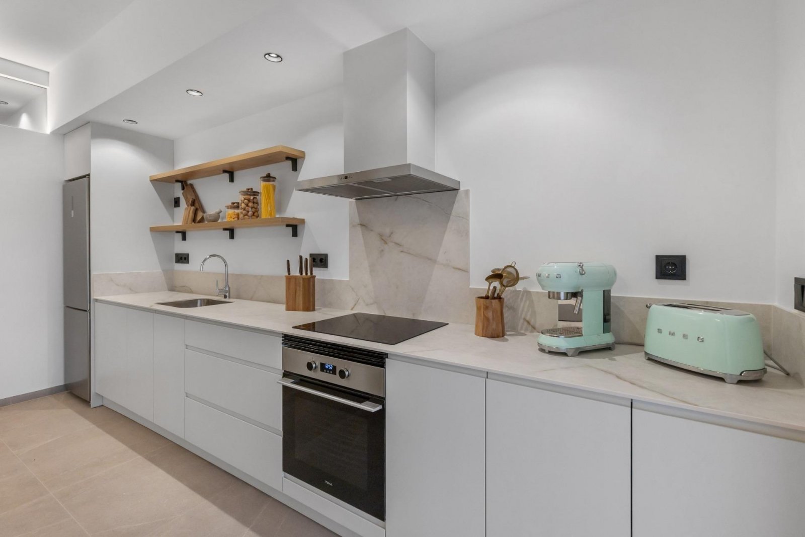 Moderne Neubauwohnungen nur 150 m vom Meer entfernt in Torrevieja
Exklusive Boutique-Wohnanlage am Strand
Diese neue Wohnanlage umfasst