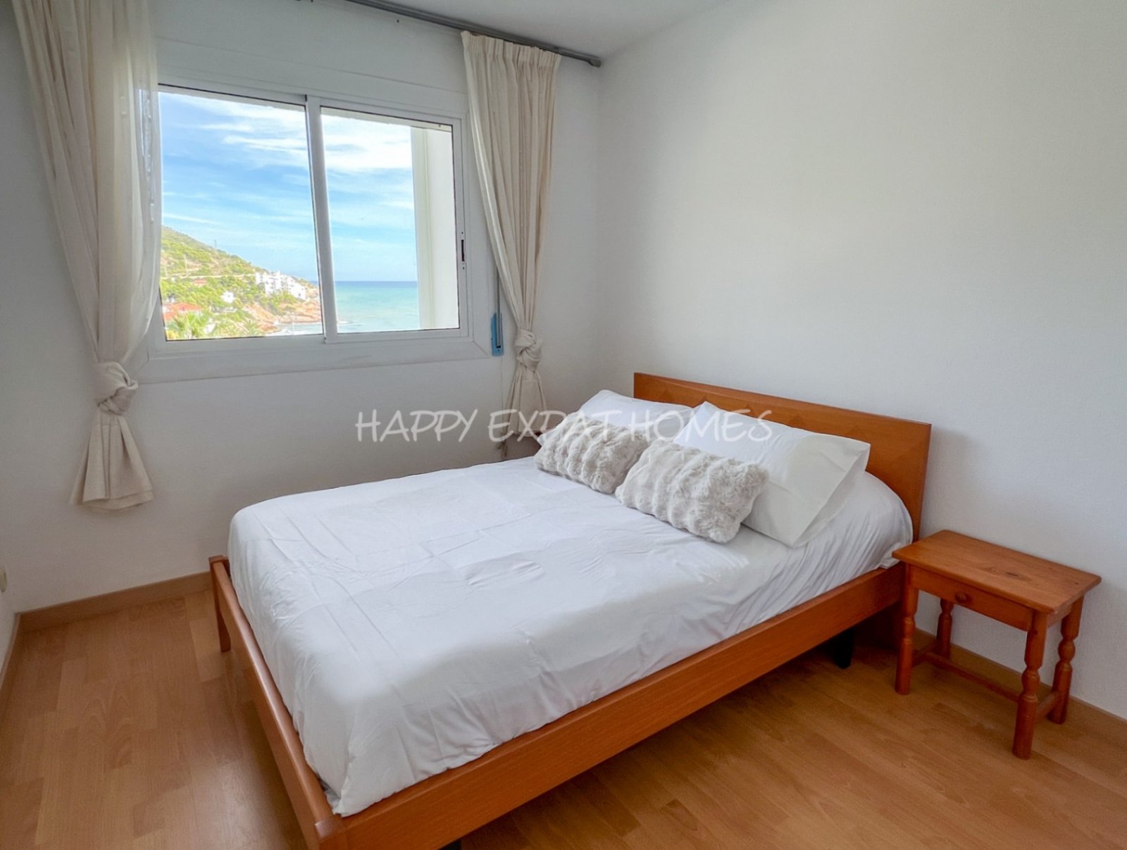 Wohnung zu verkaufen in Sitges – Aiguadolç
Jeder, der zum ersten Mal hereinkommt, ist von den atemberaubenden Ausblicken sprachlos.
Diese helle und ko