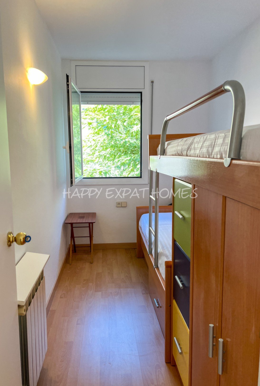 Wohnung zu verkaufen in Sitges – Aiguadolç
Jeder, der zum ersten Mal hereinkommt, ist von den atemberaubenden Ausblicken sprachlos.
Diese helle und ko