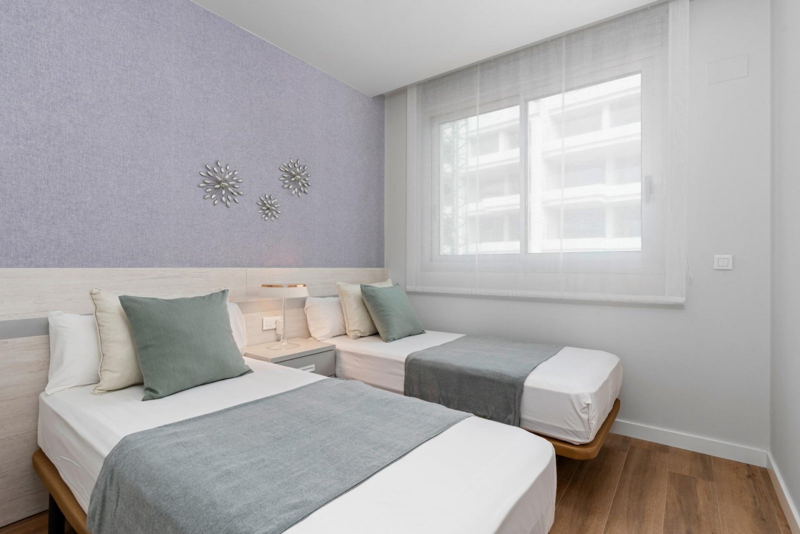 NEU GEBAUTES EXKLUSIVES ERDGESCHOSS APARTMENT IN VILLAMARTIN AREA - schöne Gemeinschaftseinrichtungen und in der Nähe von allen Annehmlic