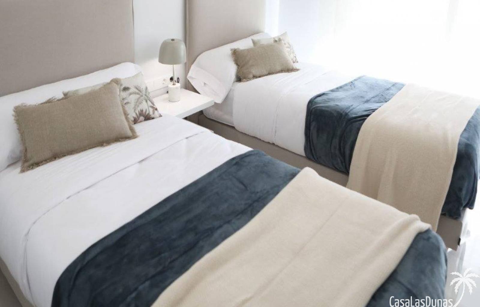 Haben Sie schon immer von einer wunderschönen Wohnung in Benidorm mit atemberaubendem Meerblick geträumt? Dies ist Ihre Chance, Ihren Traum wahr werd