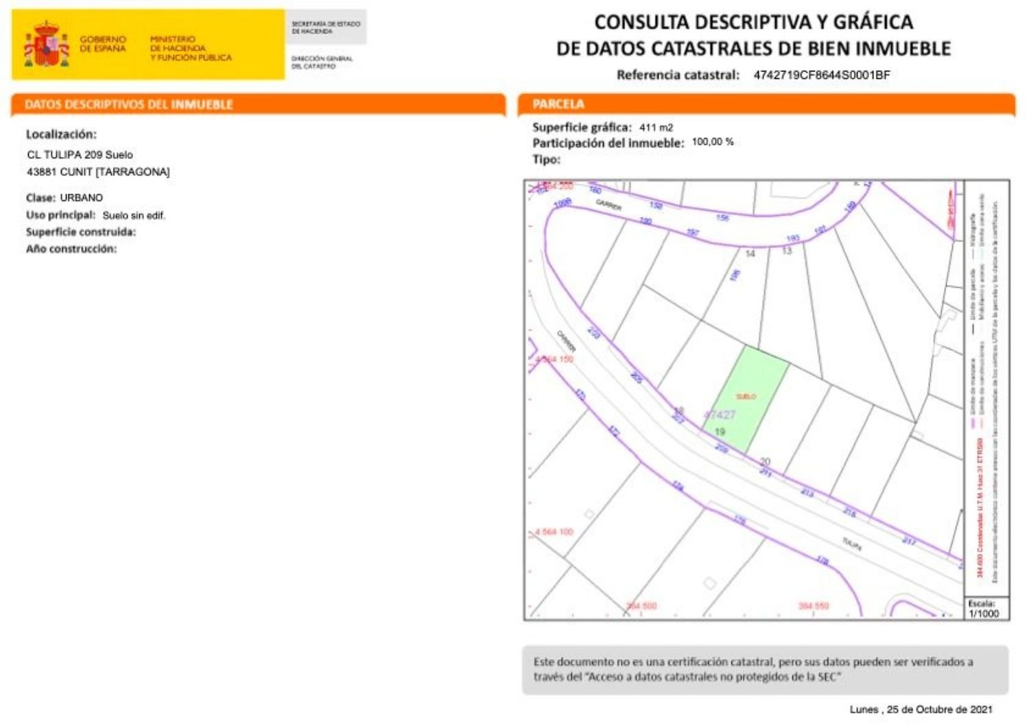 Grundstück von 411mq in einer sehr ruhigen Wohngegend, mit guter Aussicht und Sonne den ganzen Tag.
Einfacher Zugang zu Kommunikationswegen. Nur 5 Au
