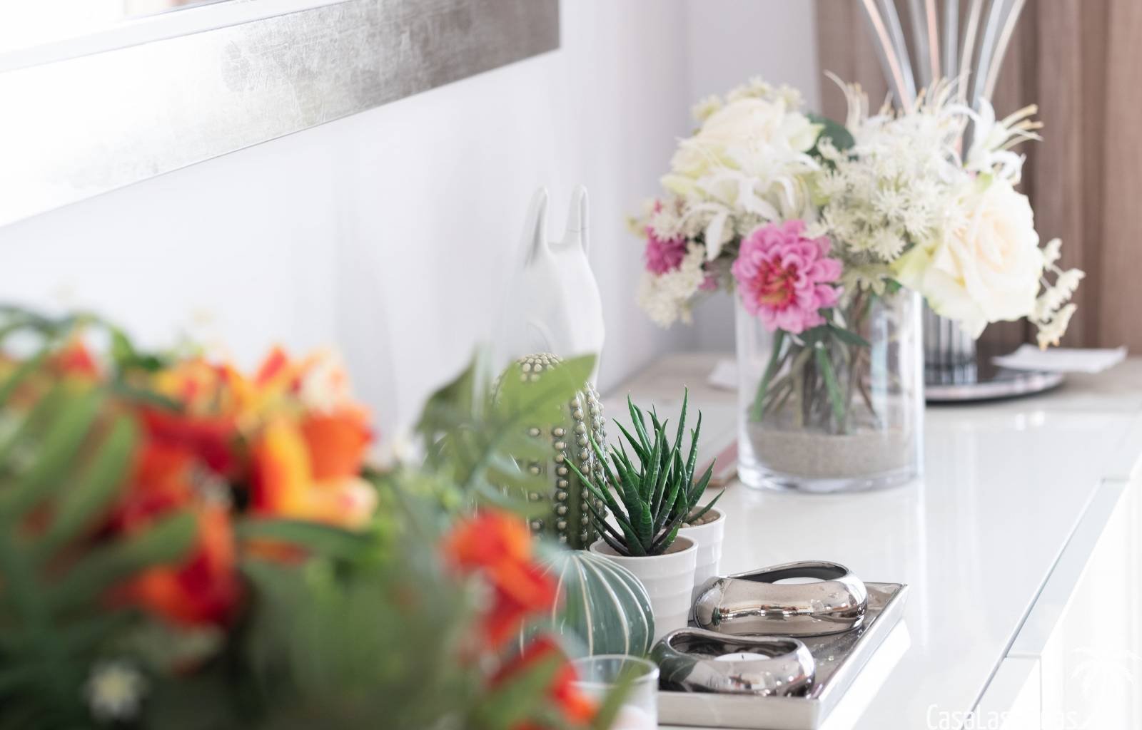 **Angebot: Luxus-Ferienvilla in La Marina**
 Bei diesem Objekt erhalten Sie bei Anreise innerhalb von 2 Wochen 10 % Rabatt, sofern es noch verfügbar