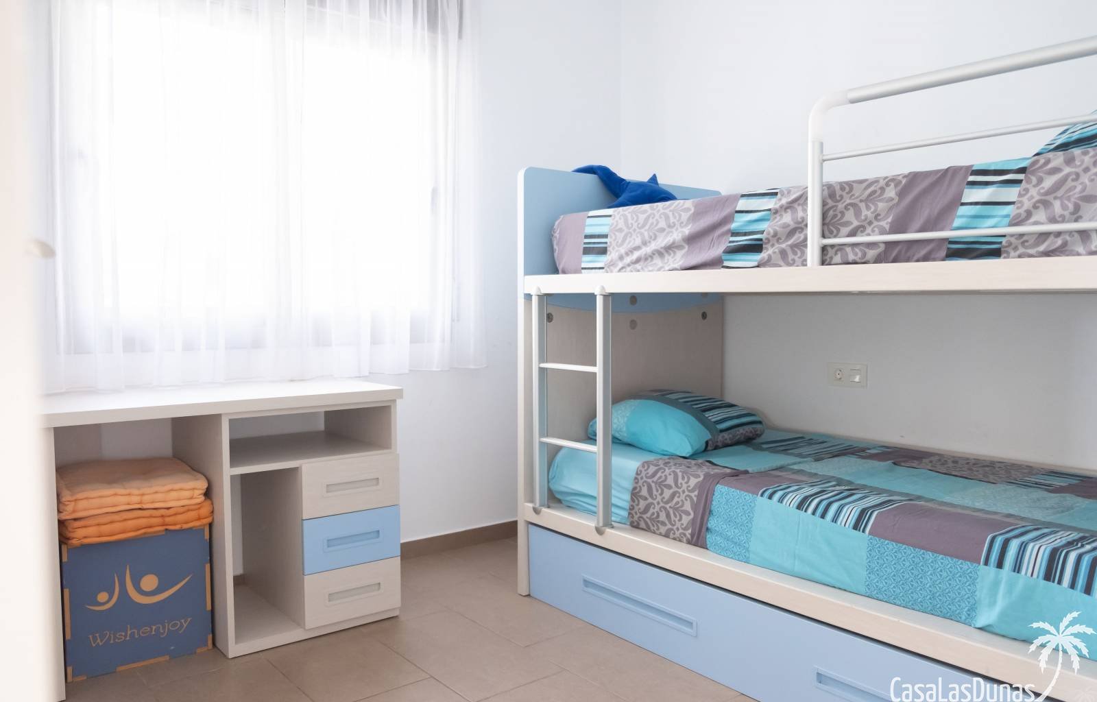 **Angebot: Luxus-Ferienvilla in La Marina**
 Bei diesem Objekt erhalten Sie bei Anreise innerhalb von 2 Wochen 10 % Rabatt, sofern es noch verfügbar