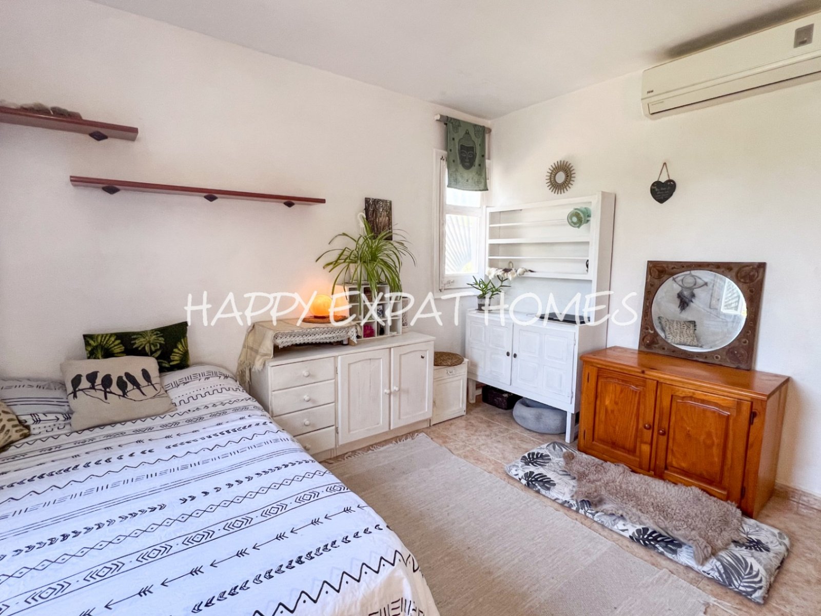 Für ein Paar oder eine alleinstehende Person, die das Leben in der Natur liebt und auf der Suche nach einem ganz besonderen und gemütlichen Ort ist, i