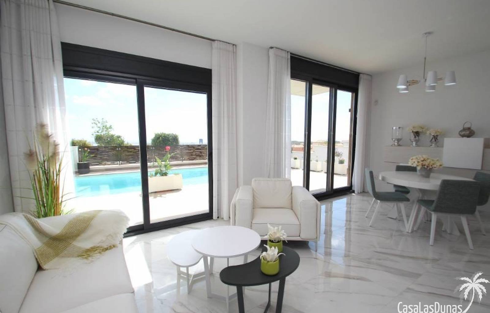 Sie können aus 5 verschiedenen Modellen in diesem exklusiven Wohnprojekt mit großen Grundstücken in Strandnähe und mit Meerblick wählen. Diese Villa