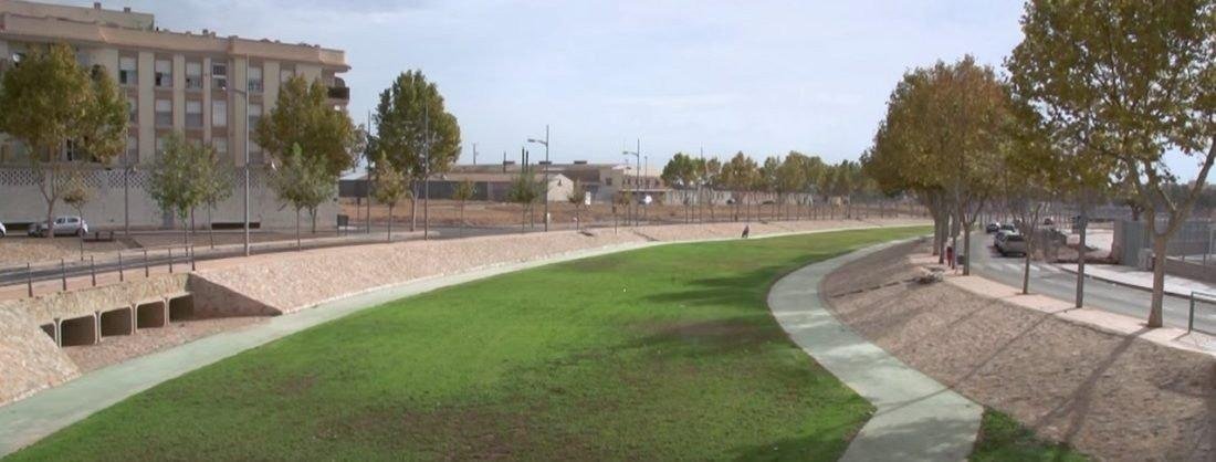 NEU GEBAUTE STADTHÄUSER IN PILAR DE LA HORADADA
New Build Stadthäuser in Pilar de la Horadada gelegen.
Stadthäuser bauen auf 1 Etage un