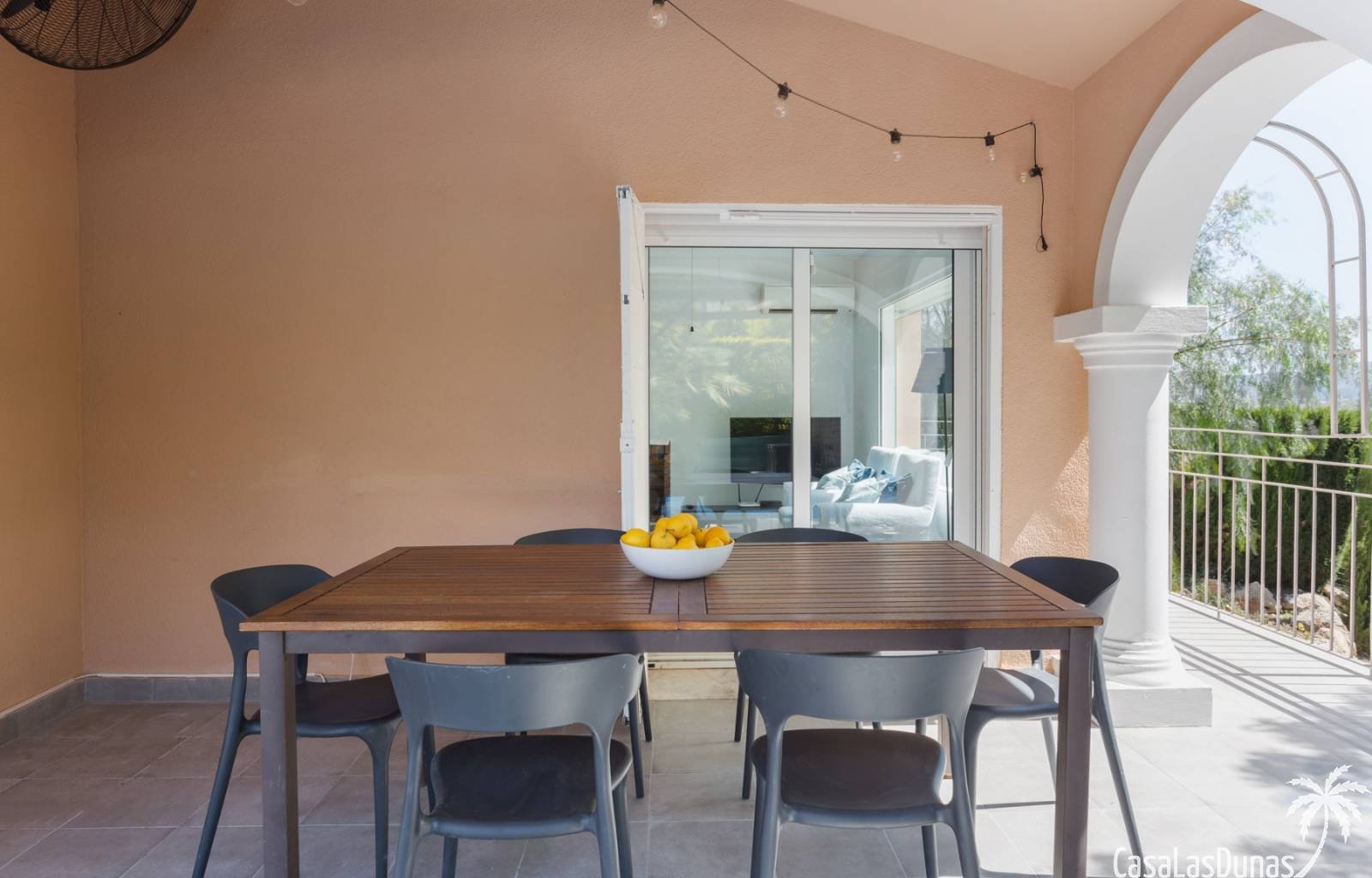  Diese wunderschöne Villa liegt auf der Südseite des Berges La Sella und ist ideal für diejenigen, die einen erholsamen und ruhigen Urlaub verbringen 