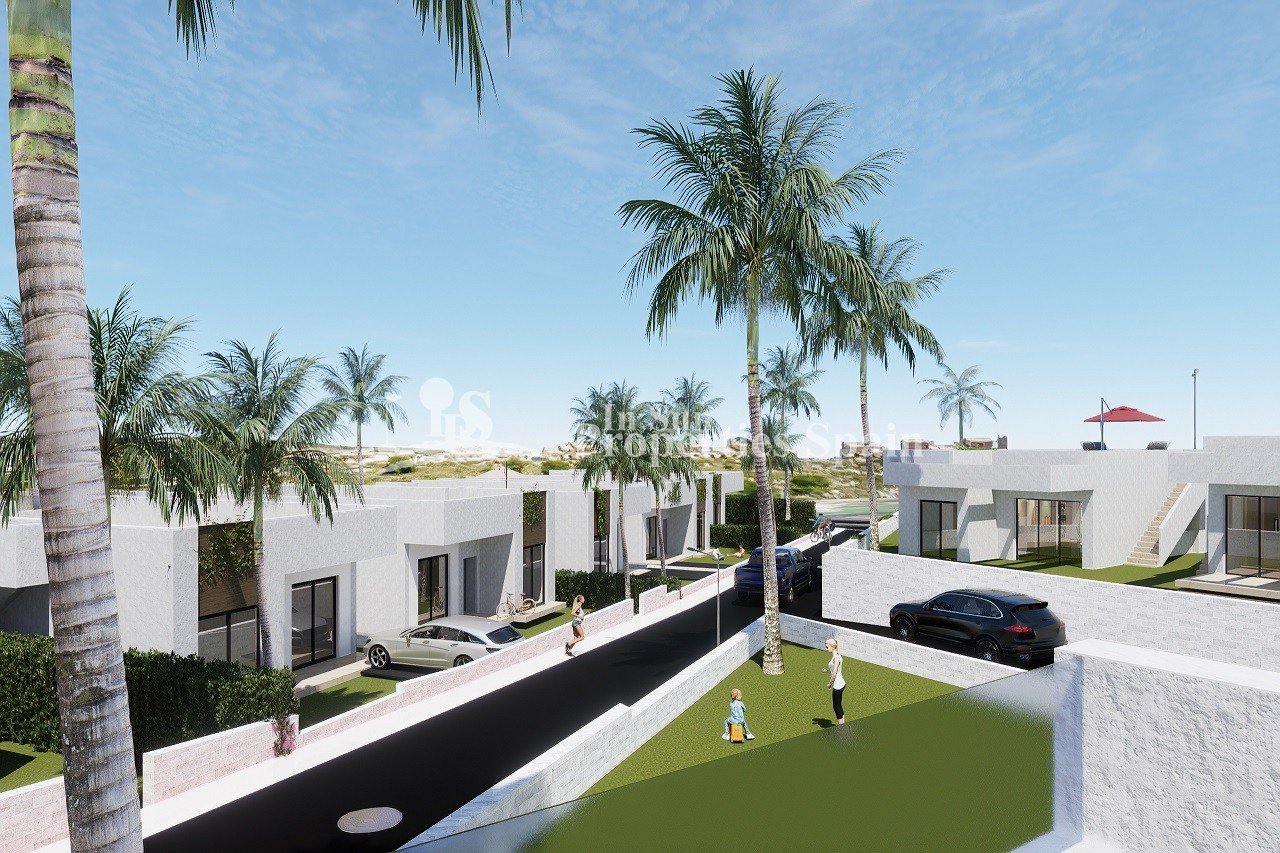 NEU GEBAUTE VILLEN IN ALGORFA, LA FINCA GOLF RESORT - gebaut auf einer Ebene!
Diese wunderbare 103m2 Villa auf einer Ebene gebaut hat ei