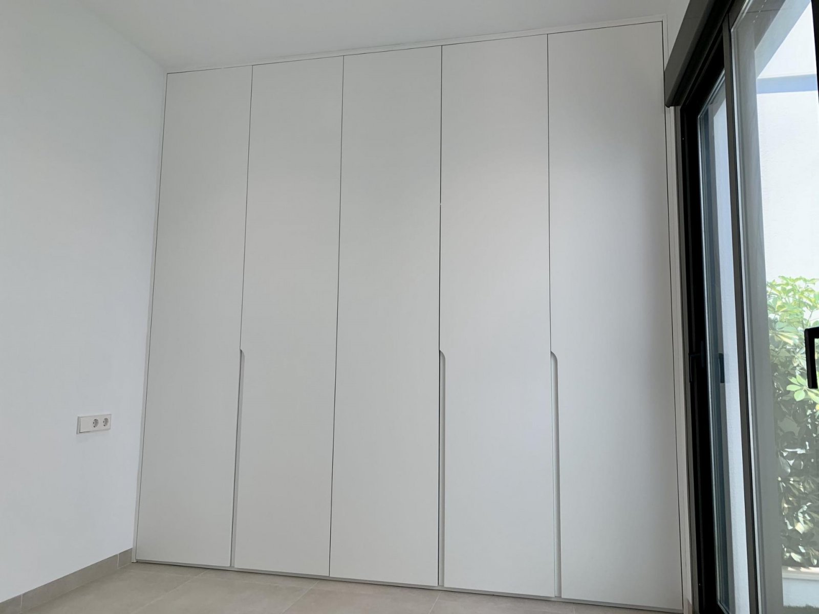 NEUBAU STADTHÄUSER IN LOS ALCAZARES Neubau von Villen und Stadthäusern in Serena Golf, Los Alcazares. Moderne Stadthäuser mit 3 Schlafzim