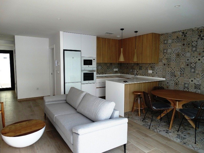 NEUBAU VON 4 DOPPELHAUSHÄLFTEN IN PILAR DE LA HORADADA
New Build 4 Doppelhaushälften Villen in Pilar de la Horadada gelegen.
Villen bau