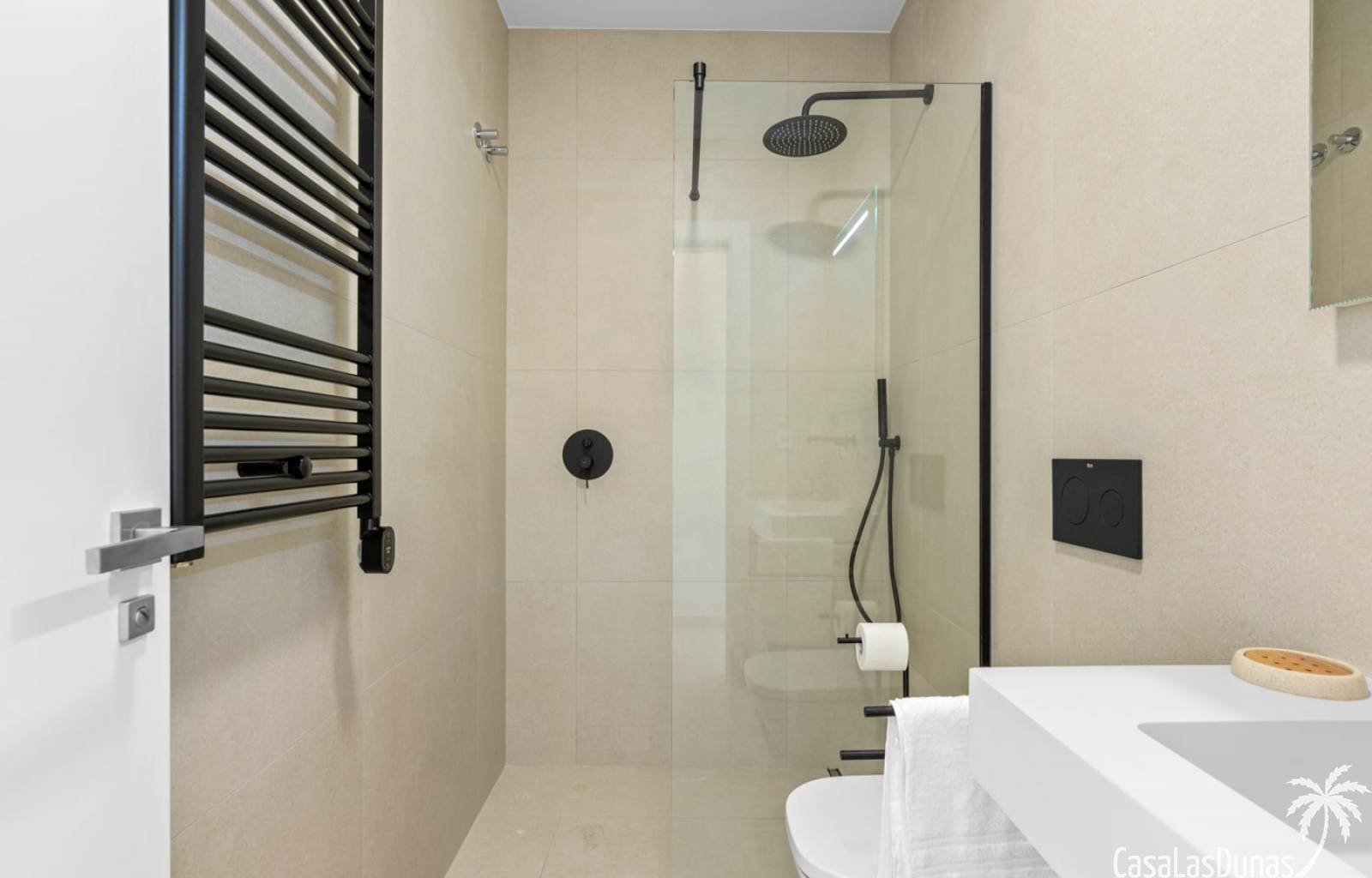 Diese wunderschönen Villen werden im sonnenverwöhnten Los Alcázares an der Costa Cálida gebaut. Das Haus verfügt über 3 Schlafzimmer und 2 Badezimmer